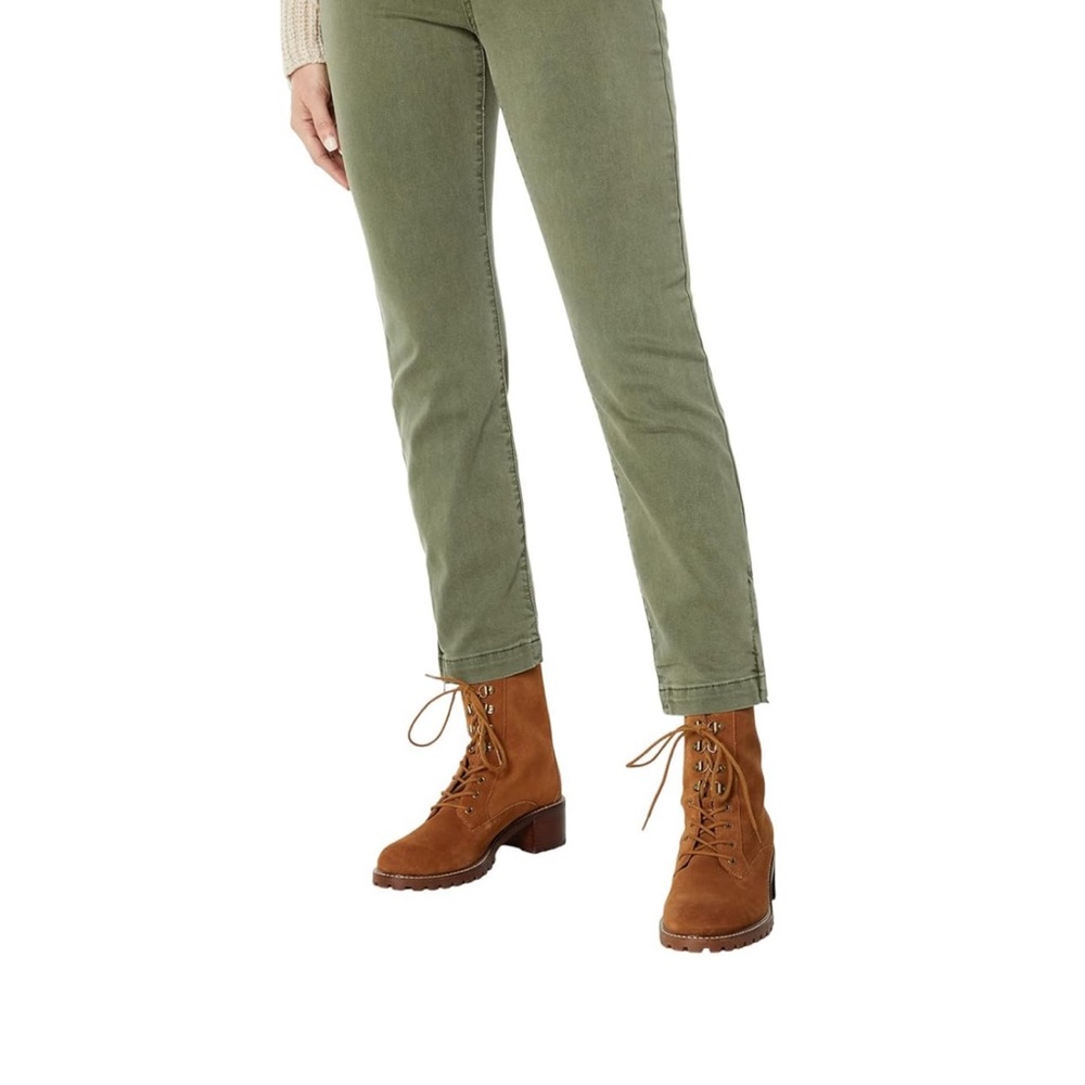 PAIGE size 31 Crush  jeans in Vintage Ivy green with zipper Ankle.